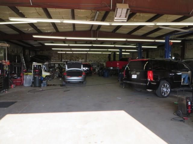 628 S 4th St, Chickasha, OK 73018